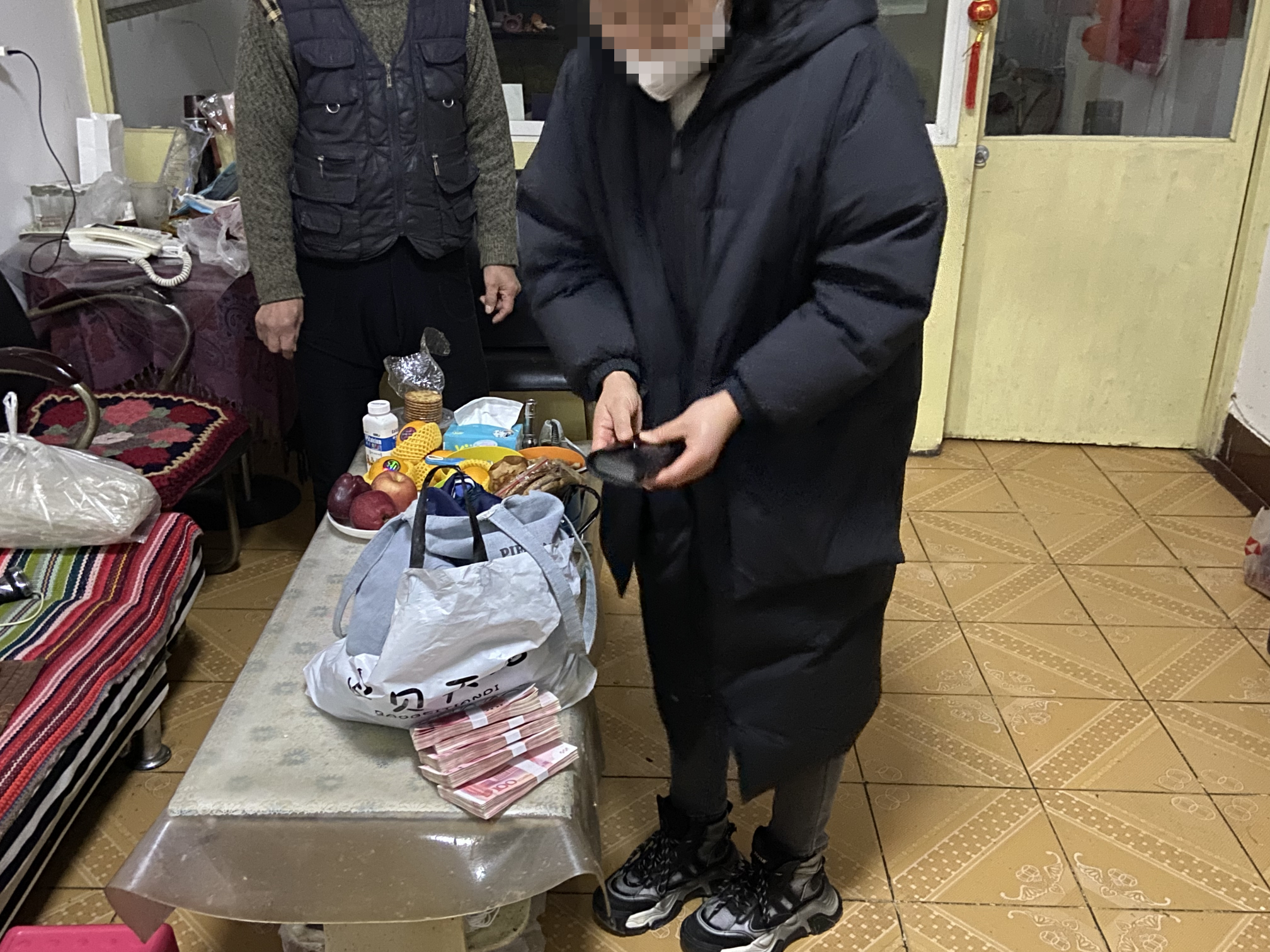 2小时 民警帮群众找回5万现金