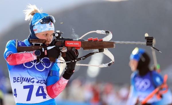 冬奥冬季两项女子15公里个人：德国选手夺金