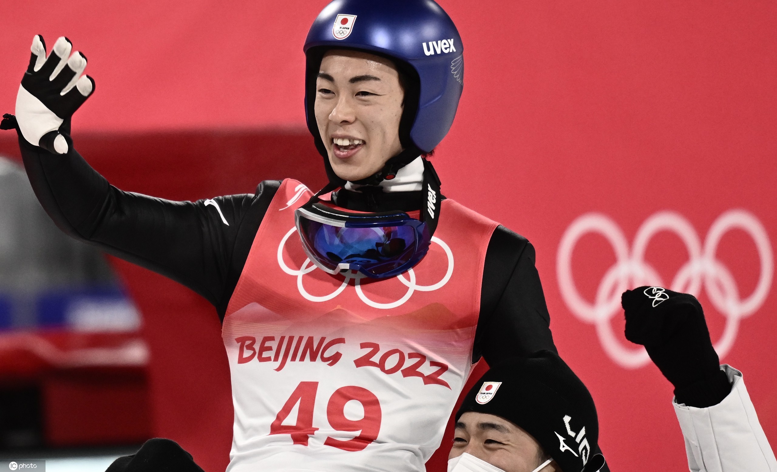 冬奥跳台滑雪男子个人标准台：日本选手夺冠