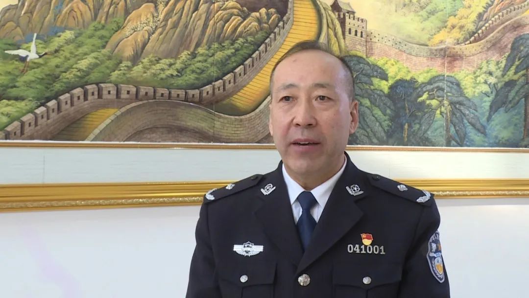 金昌市公安局党委委员,副局长 李毅争创全国文明典范城市是市委,市