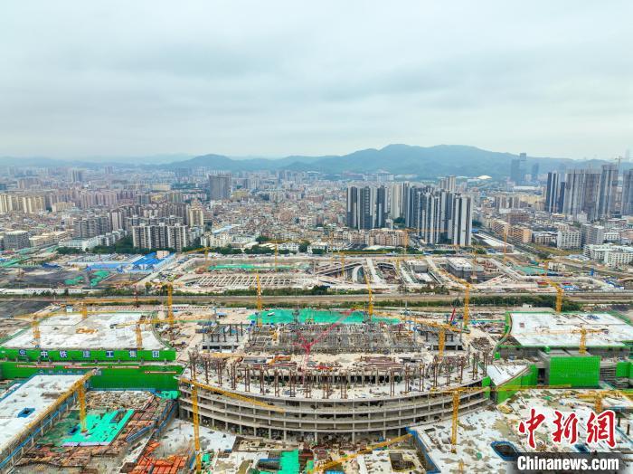 大湾区重点项目——广州白云站项目进入二期施工阶段