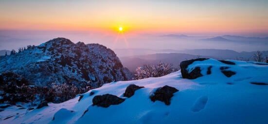 九江修水县雪霁黄龙山美景扑面来图