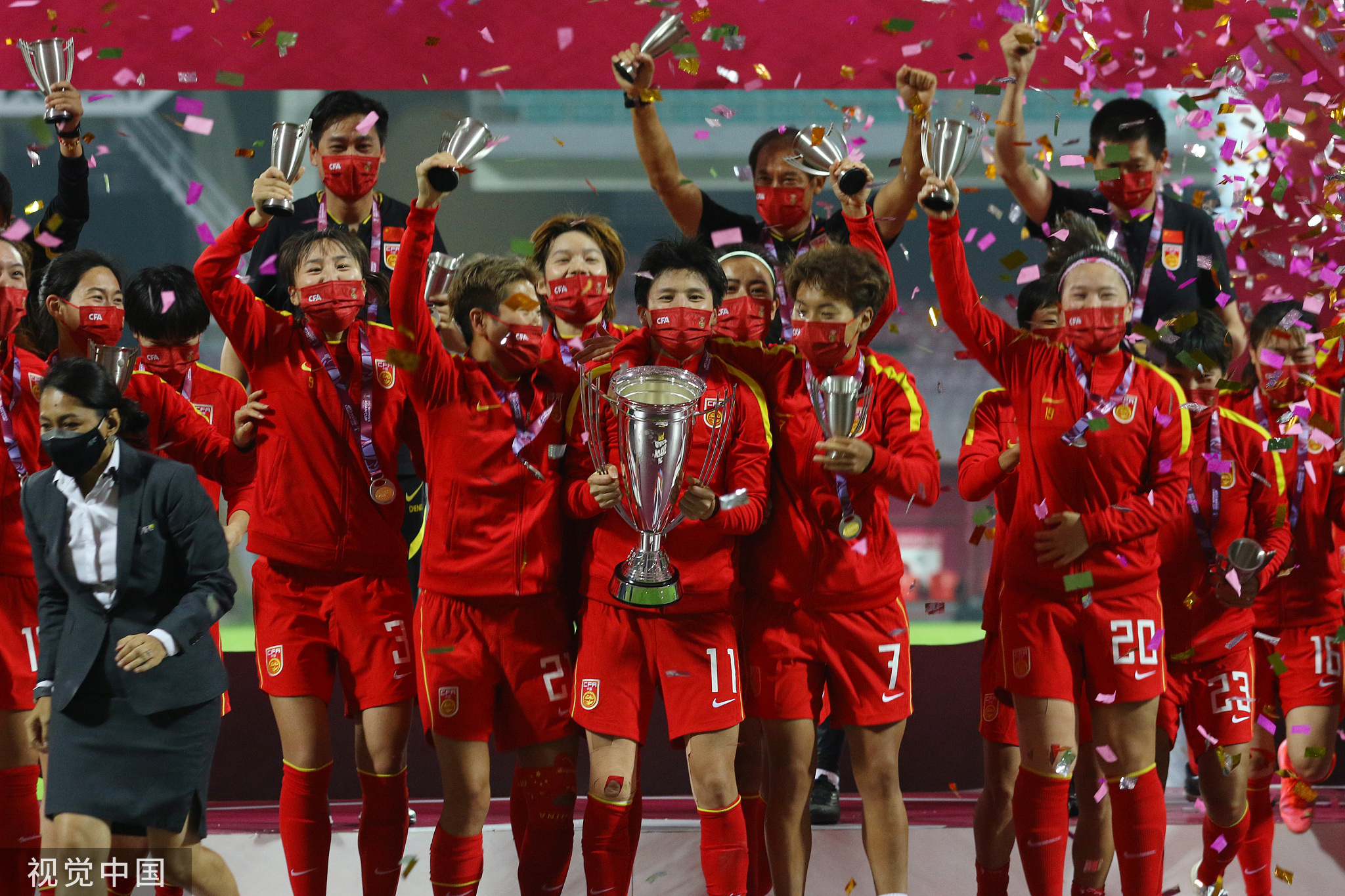 逆转！绝杀！中国女足勇夺亚洲杯！！