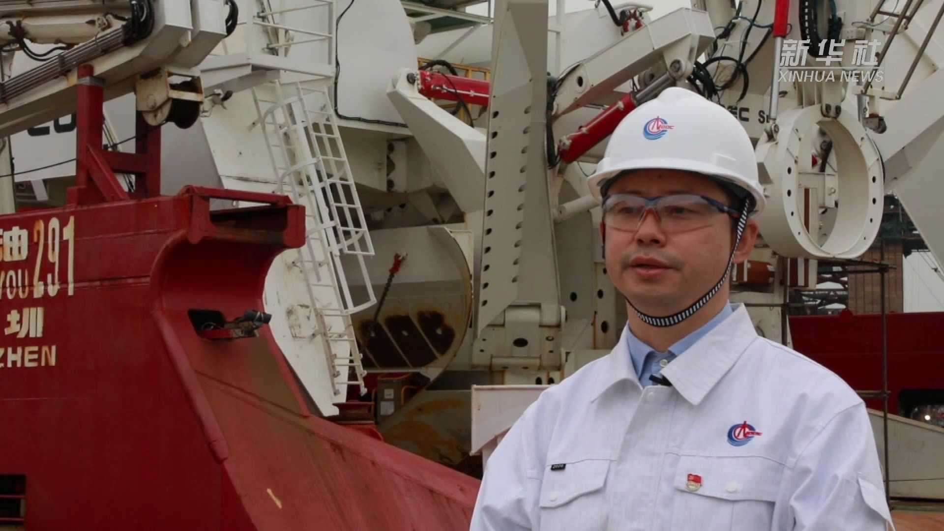 我国首次深水犁式挖沟机海试成功