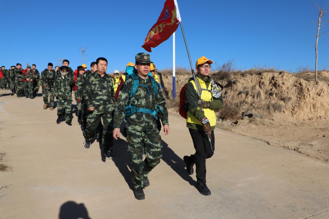 神木市应急救援大队野外负重拉练活动纪实