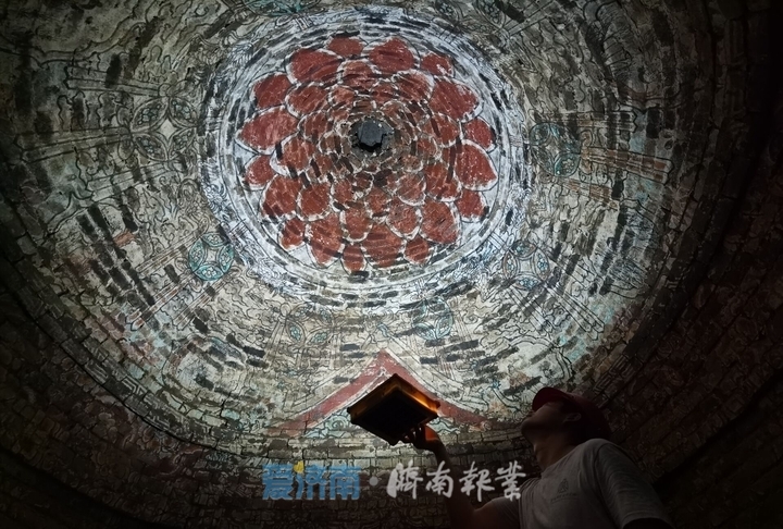 绘制非常精美的穹顶图案