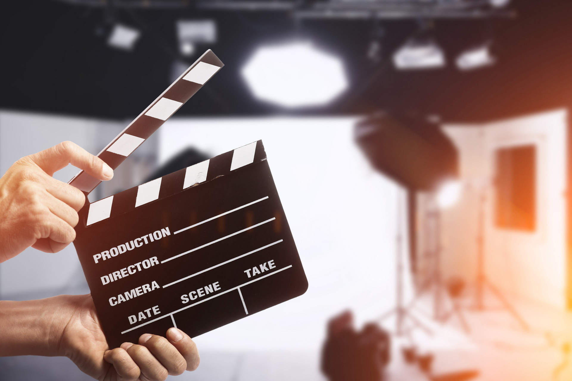 关于印发青岛市推动影视业高质量发展若干政策的通知