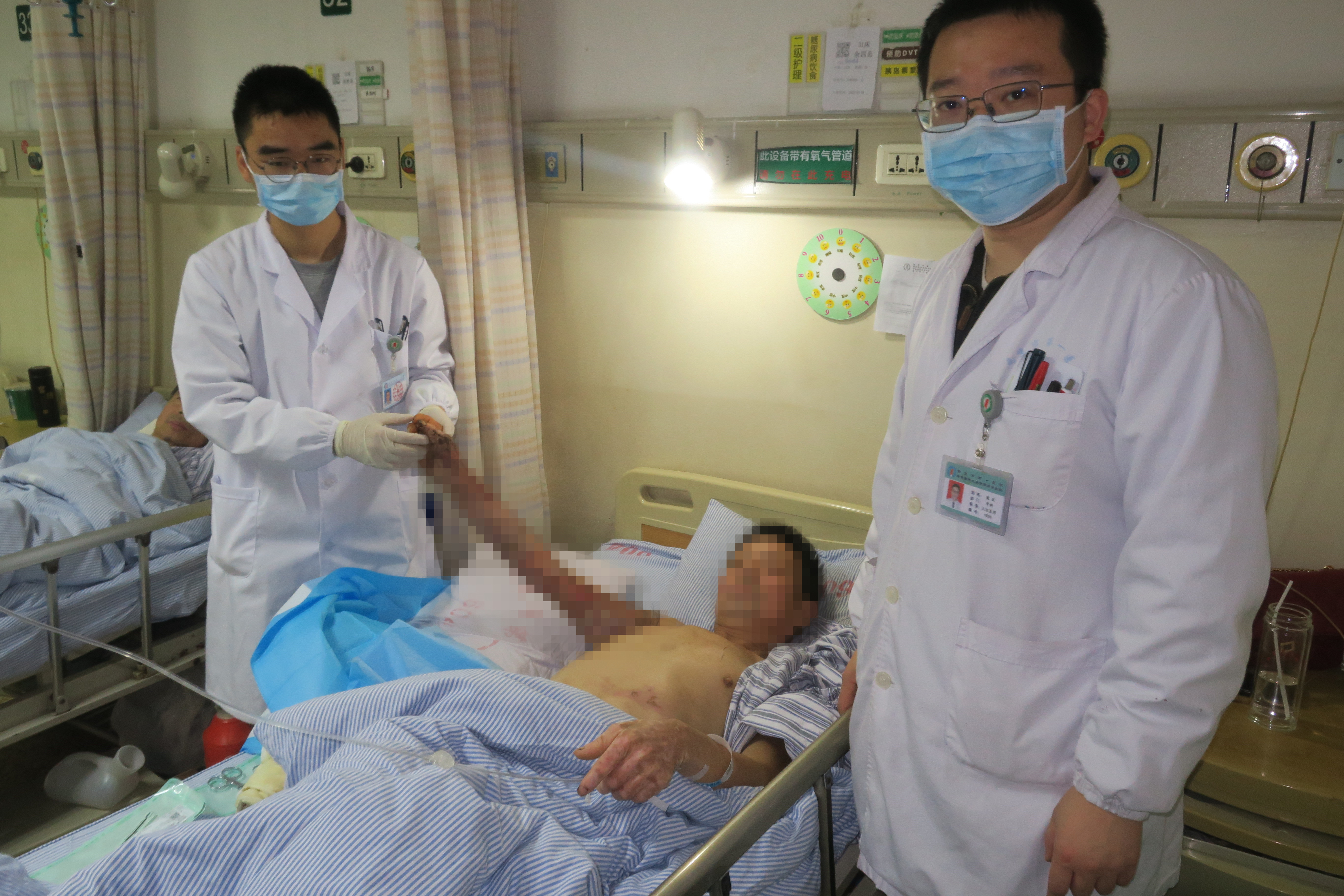 好险!南京市第一医院骨科成功完成大面积植皮手术