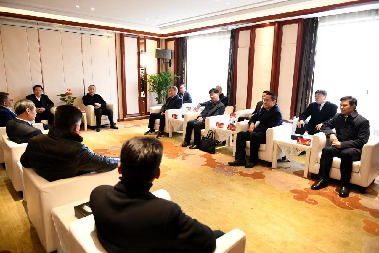 安庆大观区总投资超100亿元11个项目集中签约