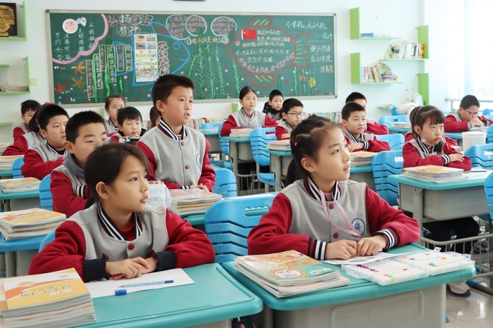 潍坊滨海区：上好开学第一课 开启美好新学期