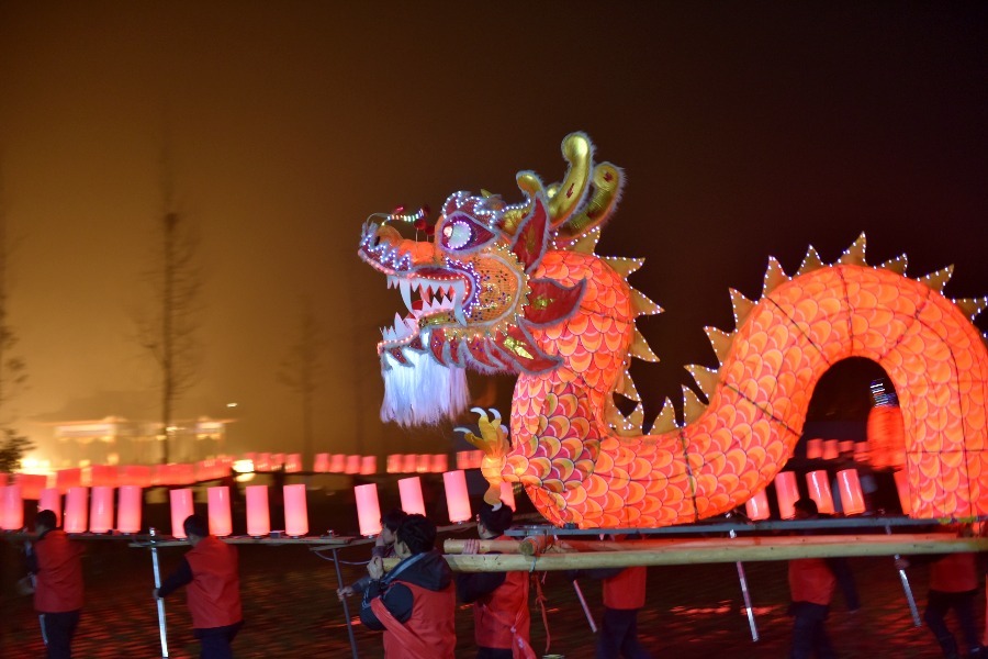 江西进贤:红红火火闹元宵