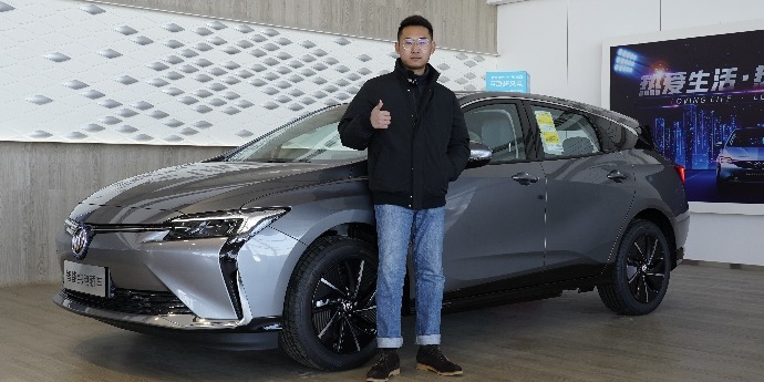 续航518KM，车机更智能好用，到店体验新款别克微蓝6纯电