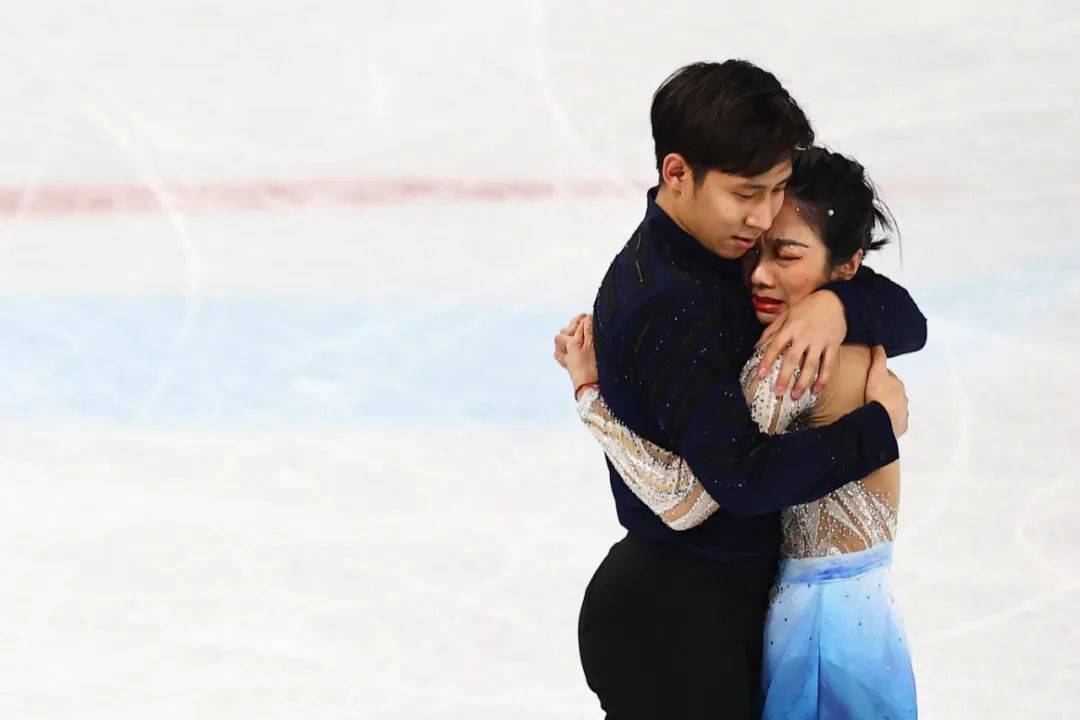 ▲2022年2月19日，北京，2022北京冬奥会花样滑冰双人滑自由滑。隋文静、韩聪