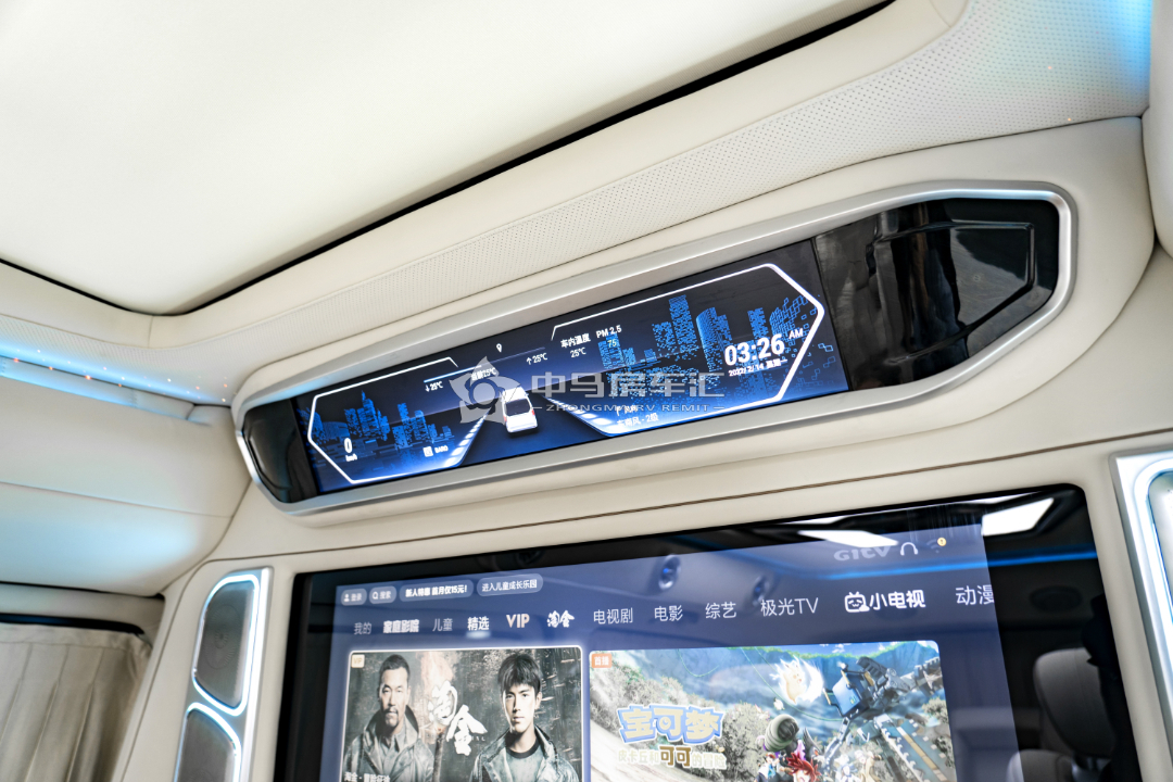 2022款奔驰v260商务车高顶全隔断      