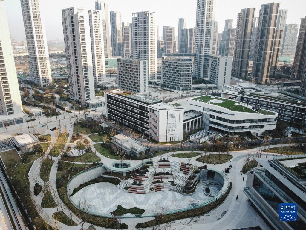 从新发展阶段看2022中国经济新方位凤凰网陕西_凤凰网