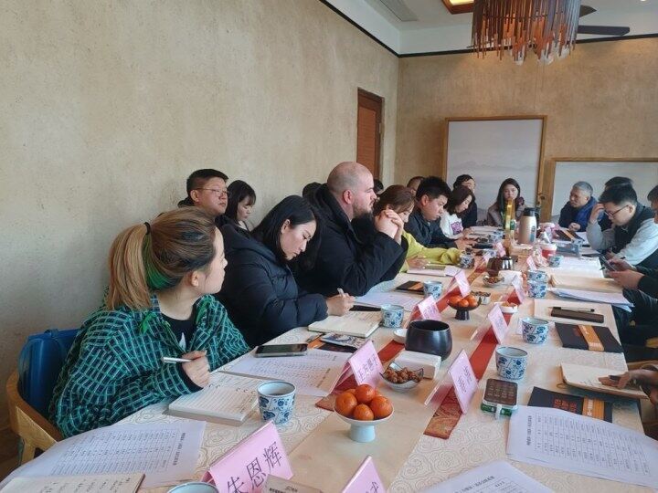 图为鄞州区“鄞光溢彩”网络媒体传播联盟成立恳谈会。