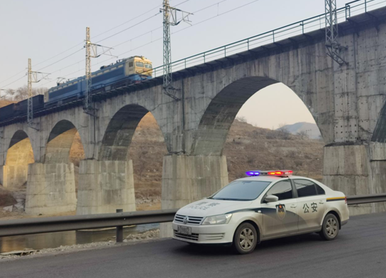 石家庄铁路公安处井陉站派出所多措并举守护线路平安畅通