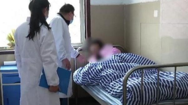 政能亮｜先将“铁链女”还原为一个人，这才是正义的起点