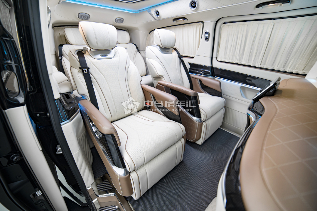 2022款奔驰v260商务车高顶全隔断      