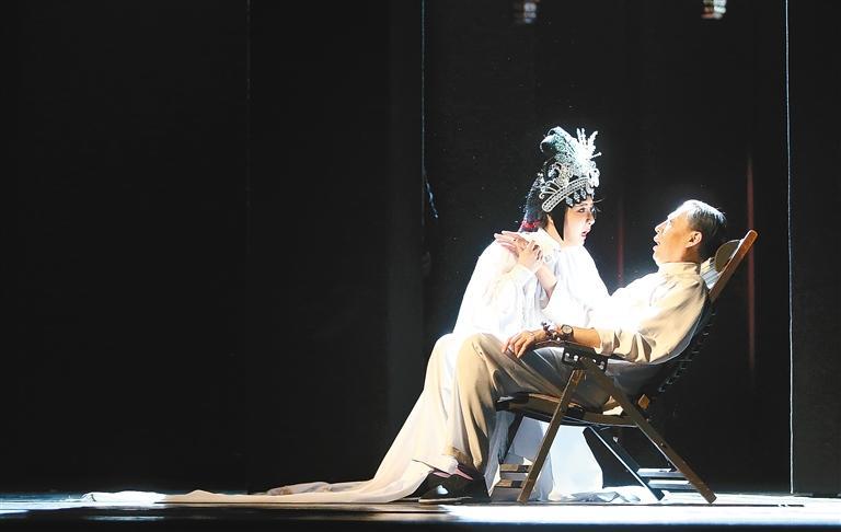 话剧《主角》剧照 记者 尚洪涛 摄