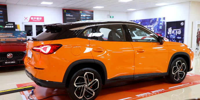 既运动又活泼，名爵MG ONE颜色价格配置多方位诚意满满