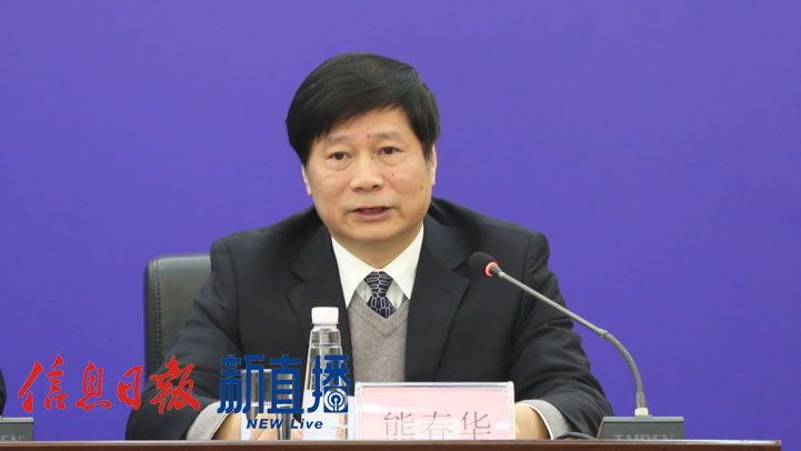 省住建厅党组成员、副厅长熊春华