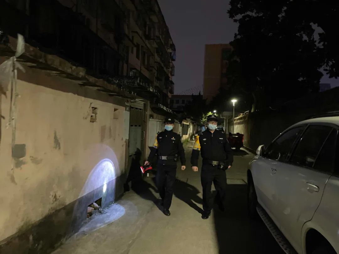 这个派出所全警出动彻夜搜寻