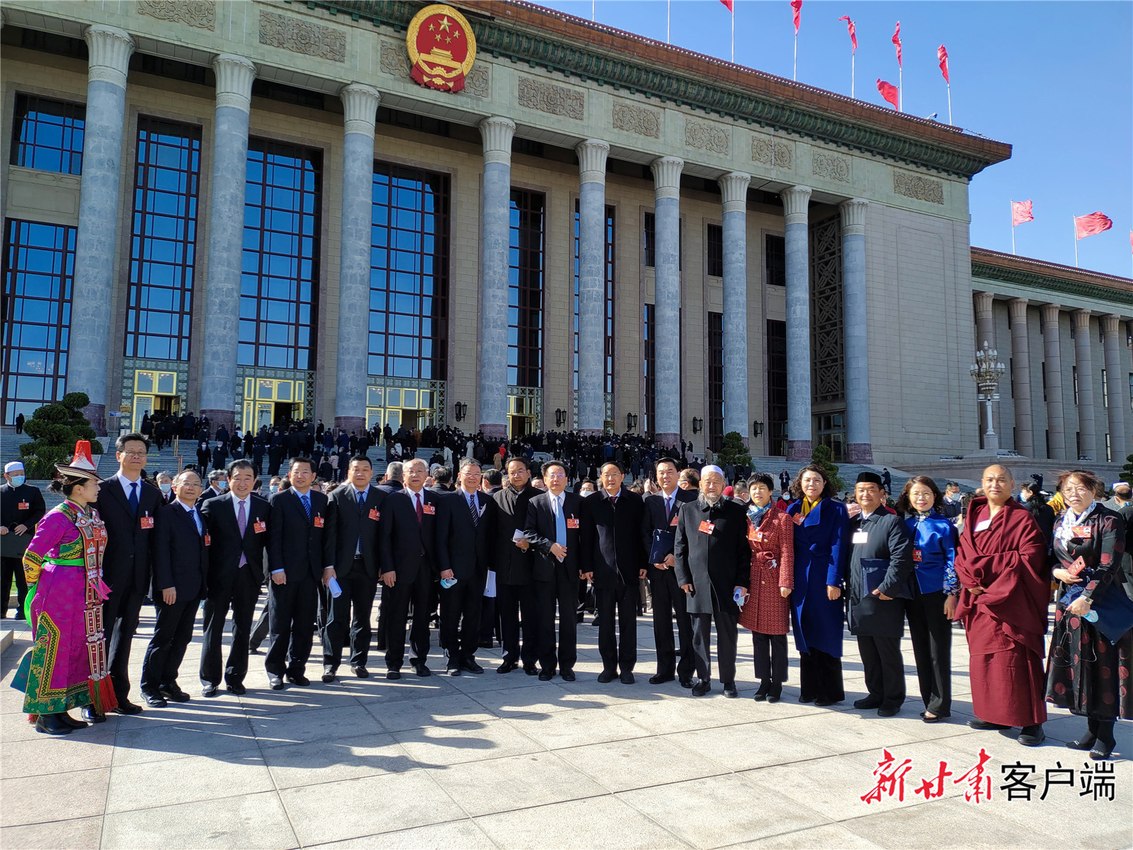 住甘全国政协委员出席全国政协十三届五次会议开幕会(省政协供图)