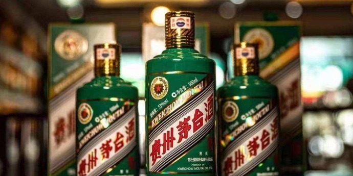 茅台虎年生肖酒发布一月价格腰斩？生肖酒为啥没人要了？