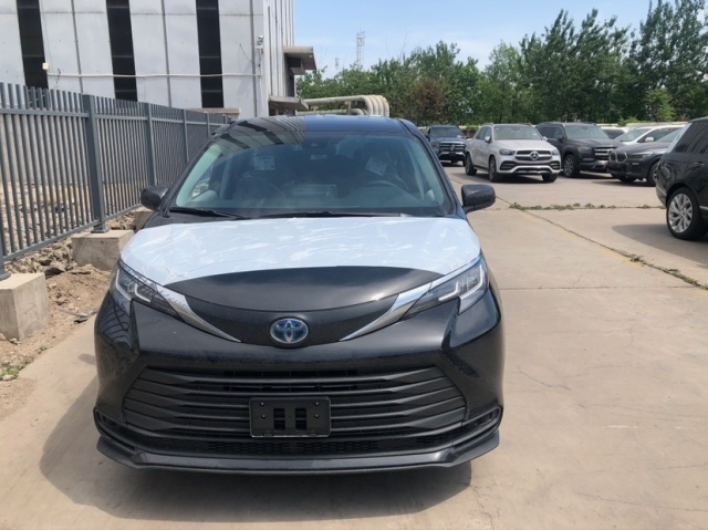 2021款丰田塞纳四驱le售价505万