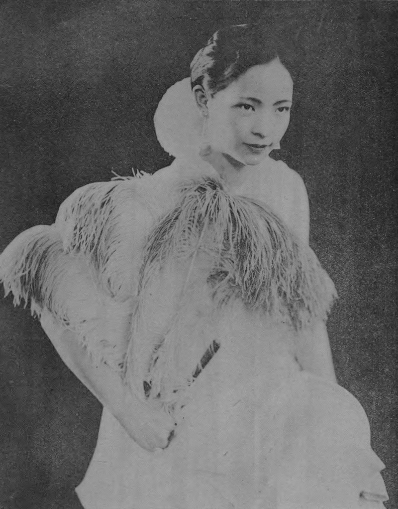 《少奶奶的扇子》剧照。1928年唐瑛在洪深导演的话剧《少奶奶的扇子》里担任主演。此为当时登出的海报