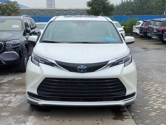 您所了解不到的进口车内部消息)2021款丰田塞纳内饰部分的变化非常