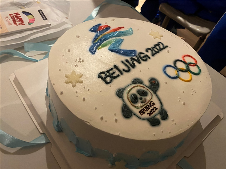 为志愿者过生日