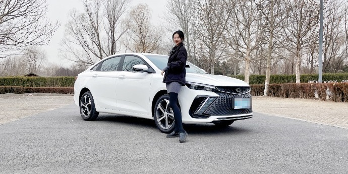 销冠选手再升级！试驾全新吉利帝豪L