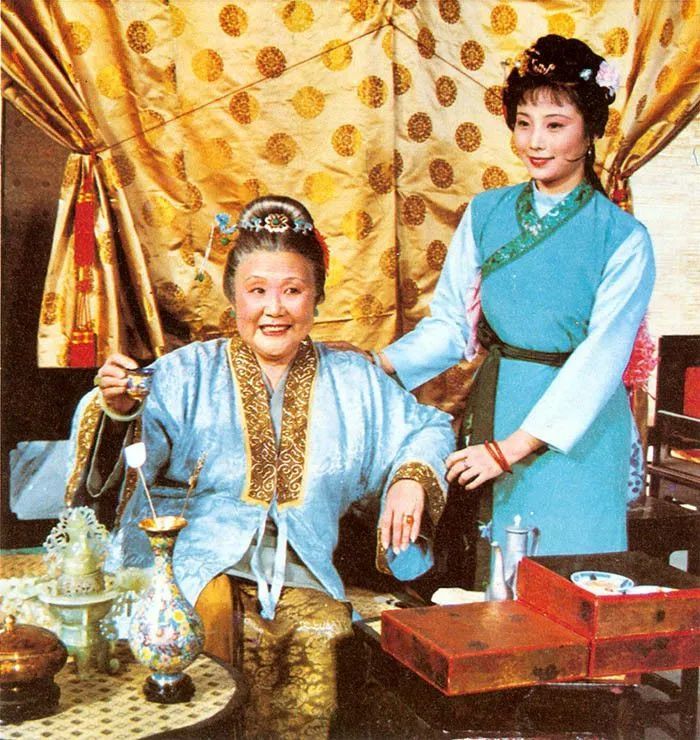 贾母与鸳鸯丨电视剧《红楼梦》1987年版