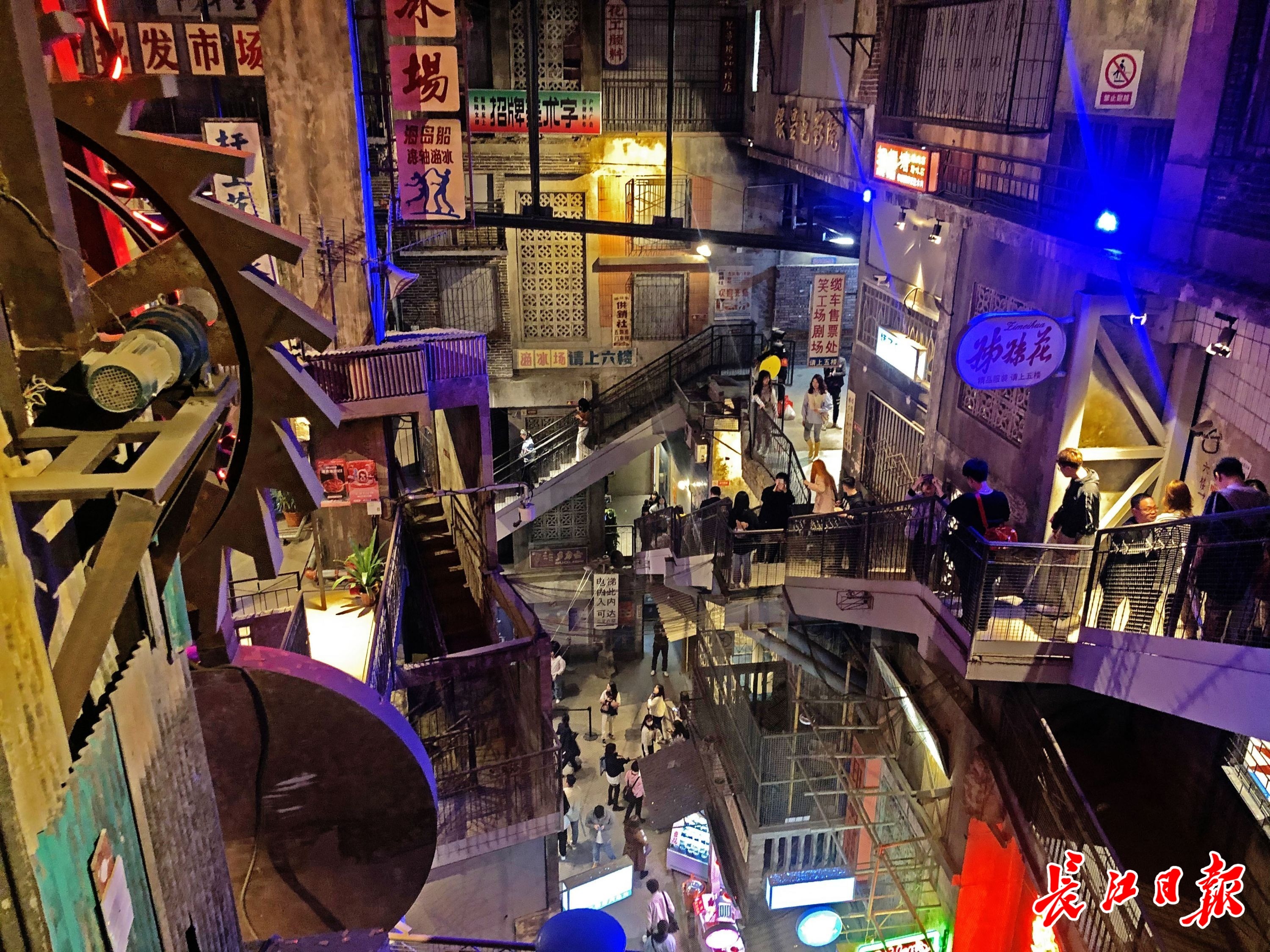 长沙"超级文和友"店. 长江日报记者何晓刚 摄(资料图)