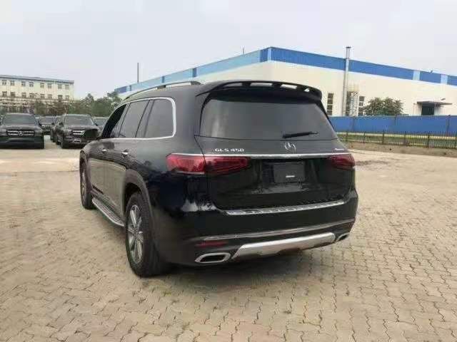 21款全新奔驰gls450标配售价1135万