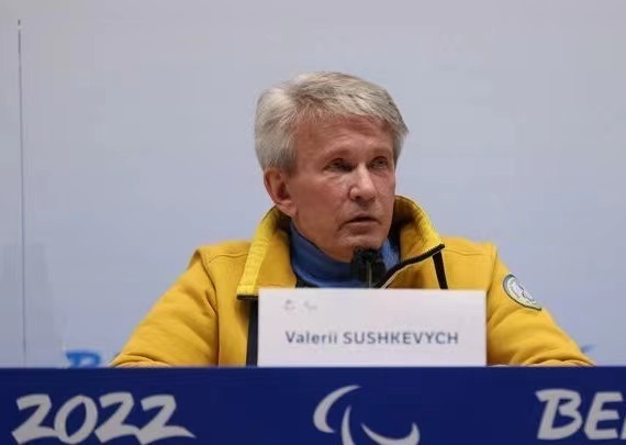 图为瓦列里&middot;苏什凯维奇（Valeriy Sushkevych）在北京冬残奥会上
