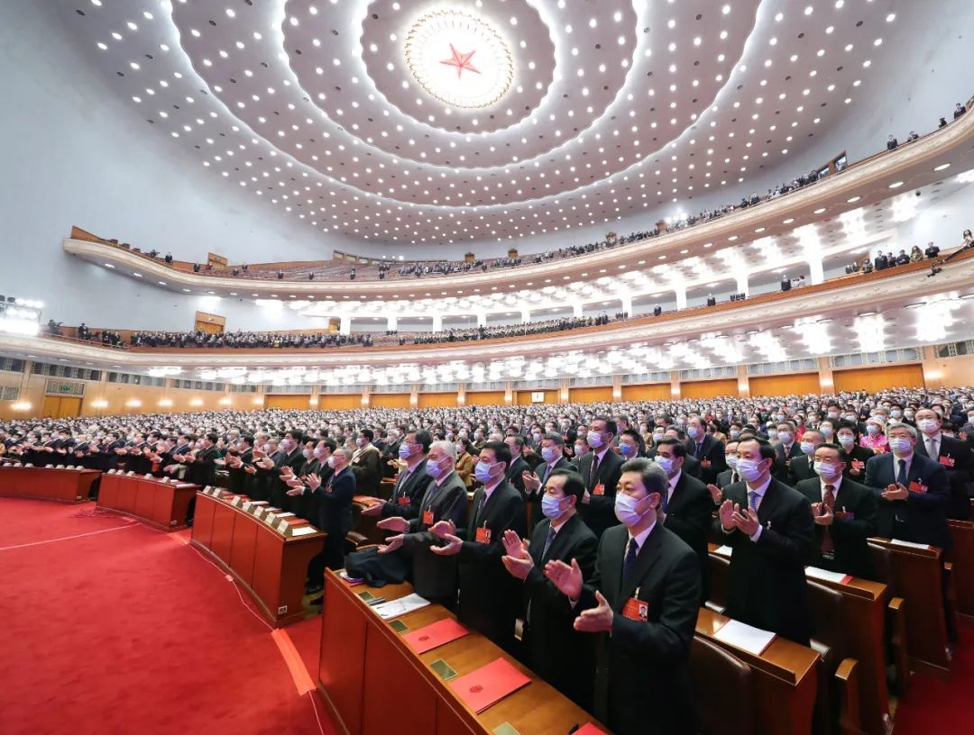 3月11日，第十三届全国人民代表大会第五次会议在北京人民大会堂举行闭幕会。新华社记者 姚大伟 摄