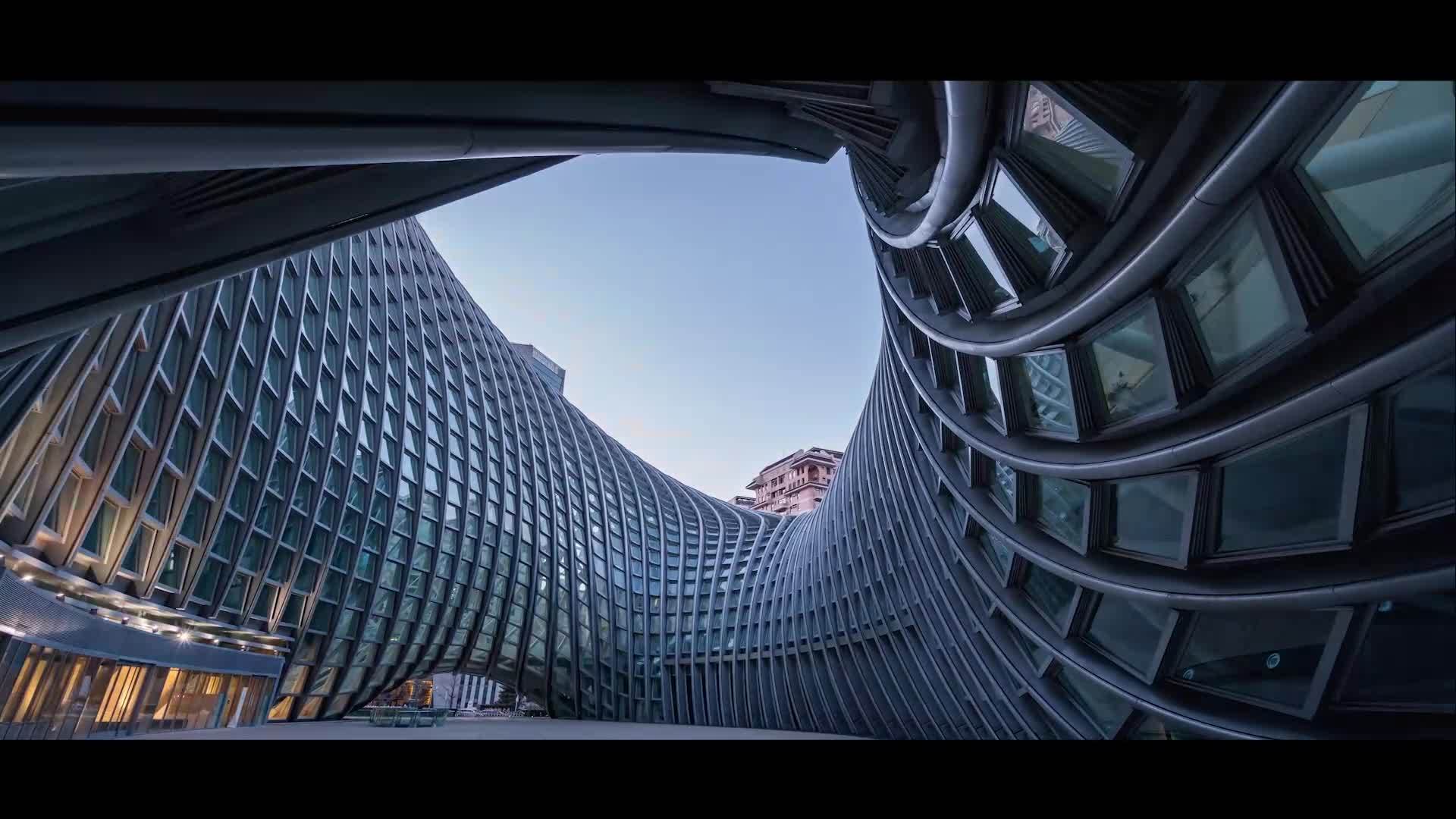 凤凰网两会报道走进三元食品，对话三元食品瀛海工业园总经理张景芳