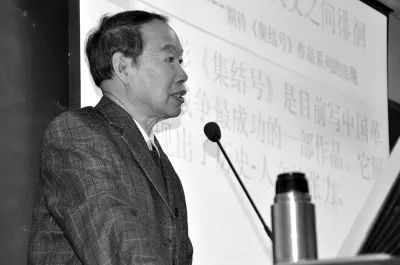 2011年3月，童庆炳先生（1936—2015）给北师大本科生授课