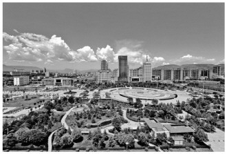 前秦王取"平定前凉"之意设郡 陇上古城之名始见于史册