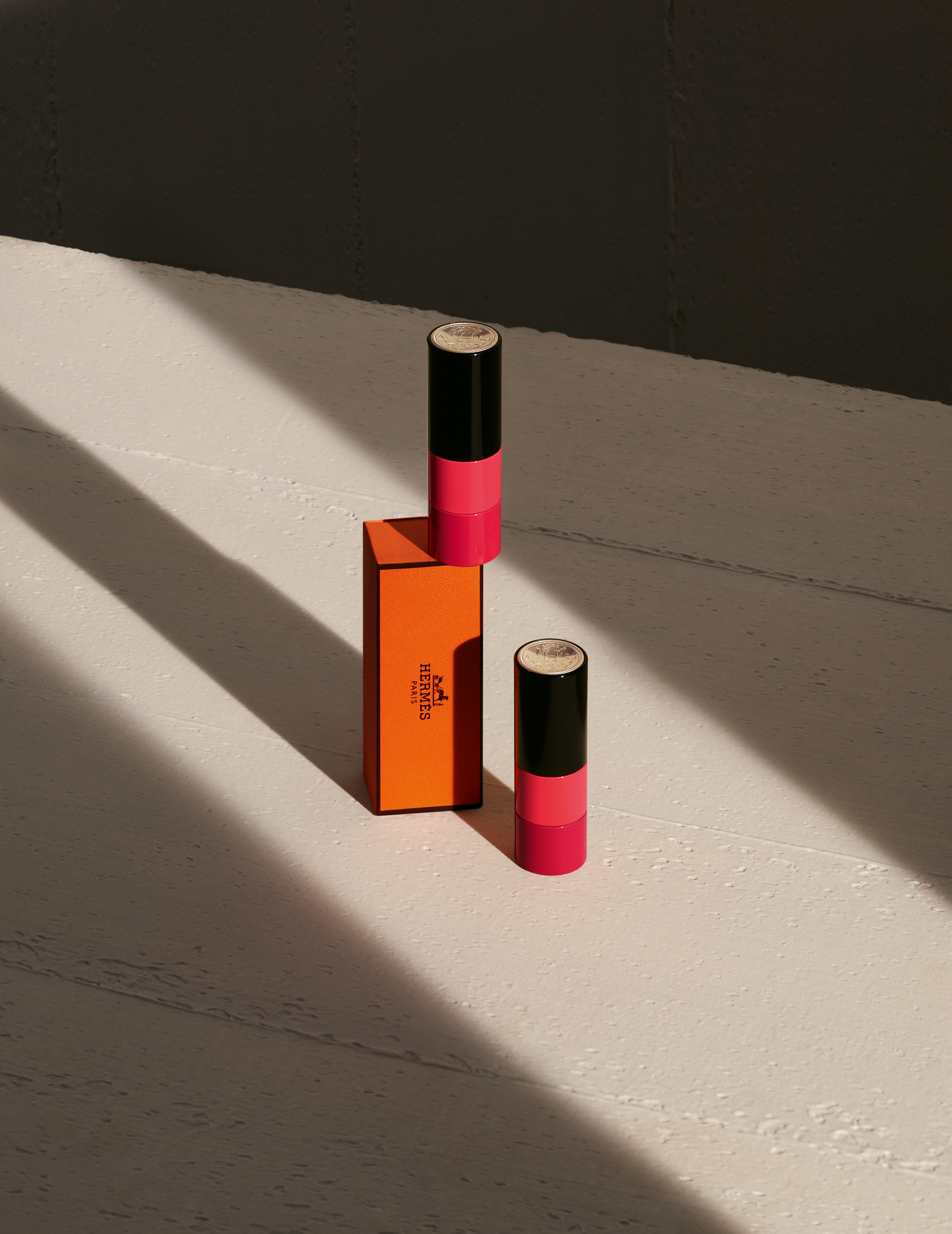 爱马仕ROUGE HERMÈS唇妆系列限量珍藏版ROUGE GRENADE77号开始发售