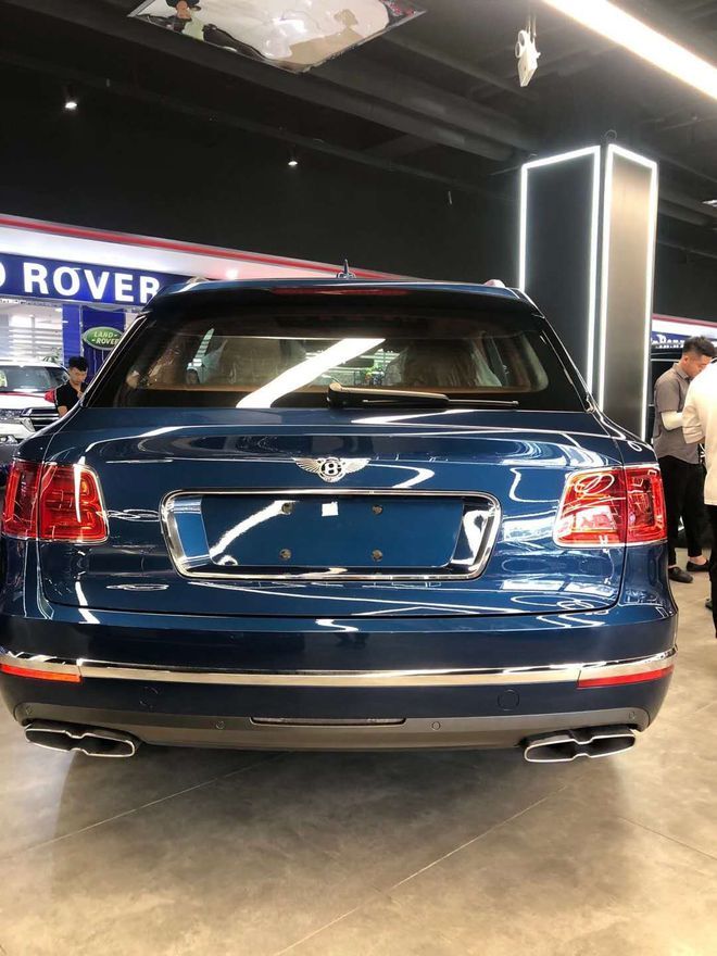 2021款全新宾利添越晶莹璀璨的宝石外观