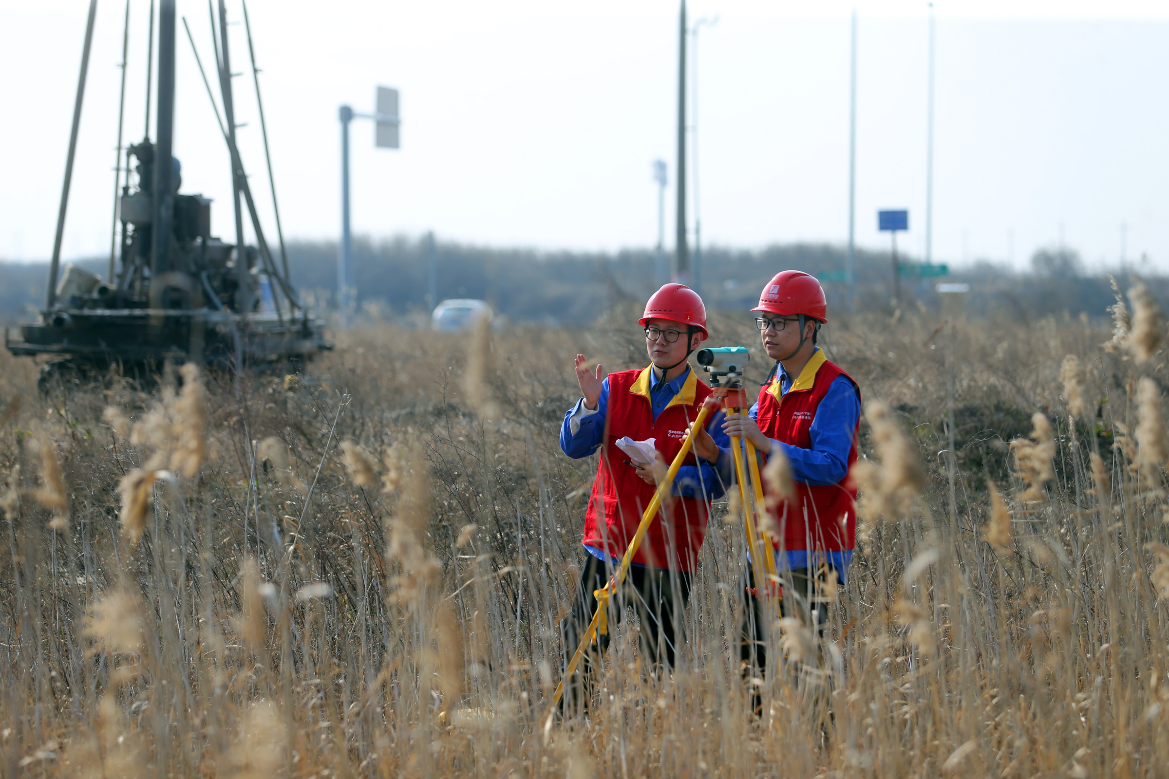 宁波供电公司推进无废城市建设助力垃圾焚烧电厂顺利投产