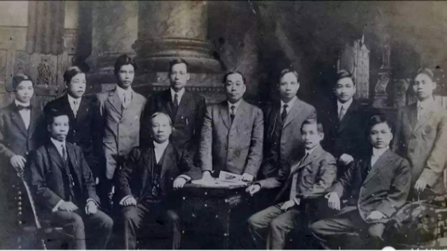 1905年陈天华与孙中山相识，苦闷彷徨的他却看到了希望