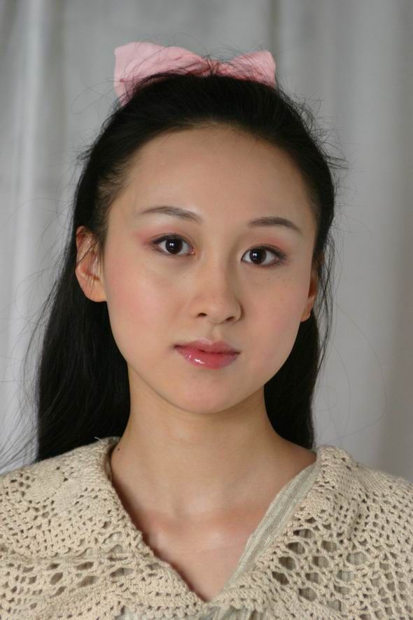 电视剧《恰同学少年》,是练练人生的第一部作品.