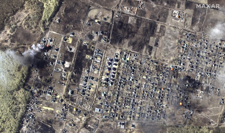 最新卫星图像显示基辅和马里乌波尔被破坏情况