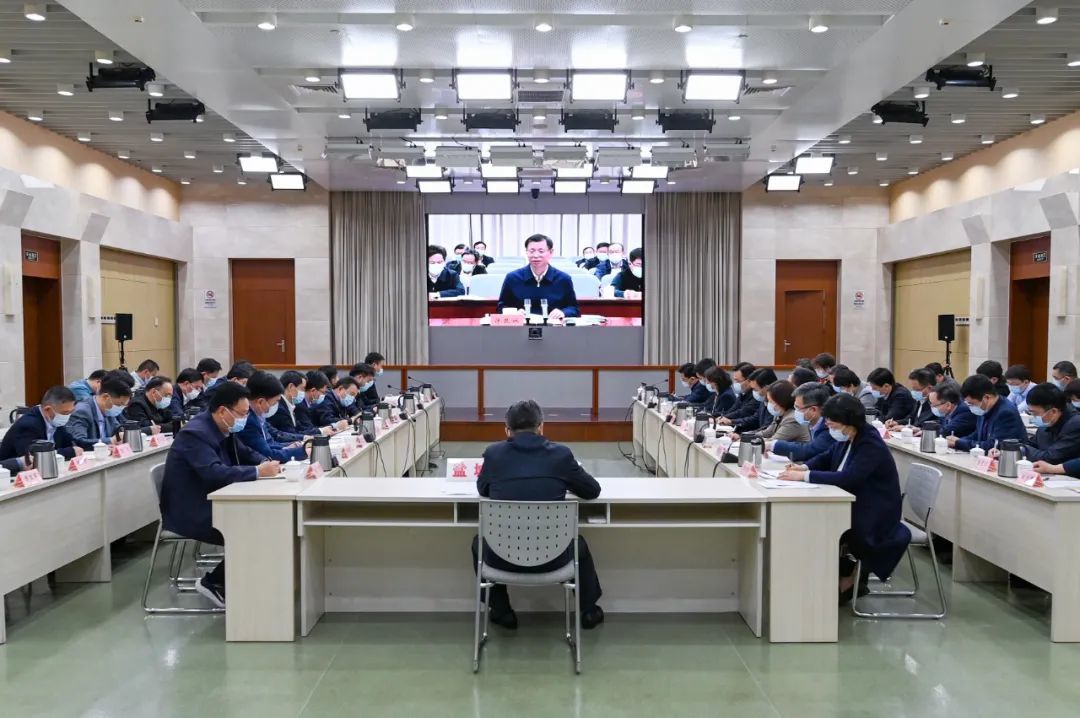 省疫情联防联控指挥部视频会议召开，盐城组织收听收看并召开续会