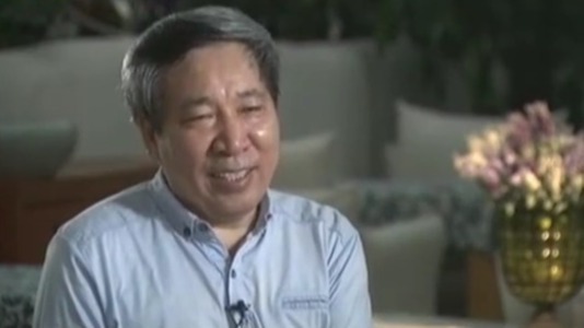 阎连科：中国最具争议作家，其创作的《四书》为何未在大陆出版？